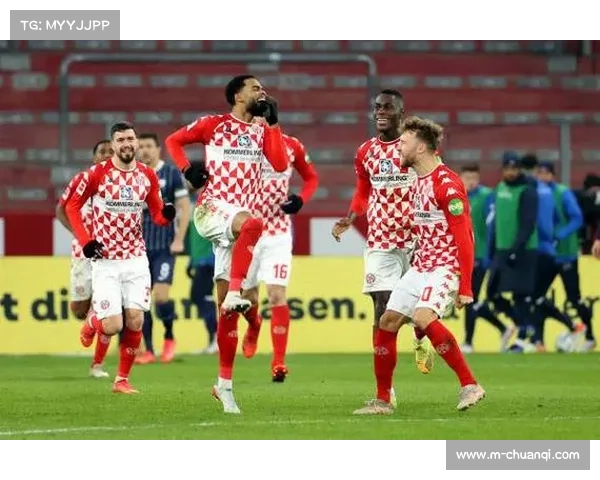 美因茨2-1科隆，李在成制胜球助球队逃离降级区